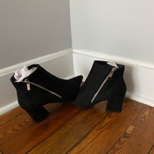 NWT Forever 21 Boots